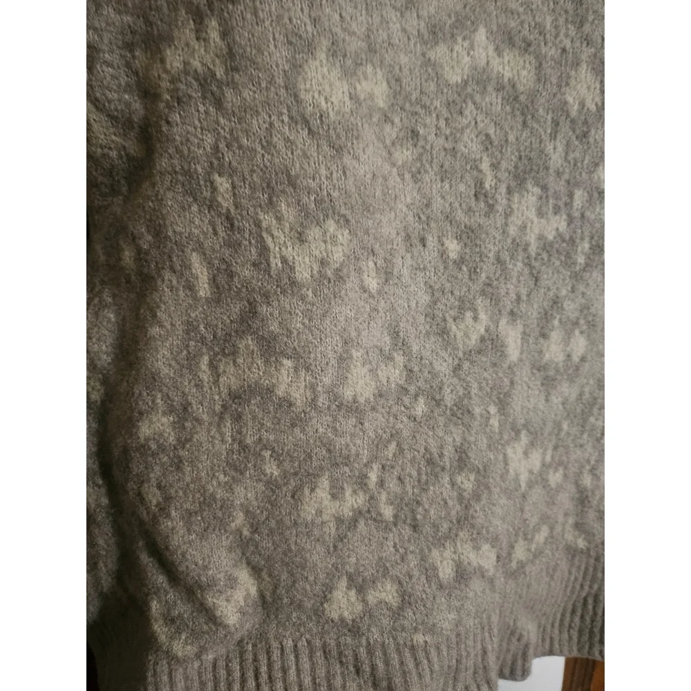 Athleta Hawthorn Textured Merino Wool Blend Crewneck Animal Print Sweater